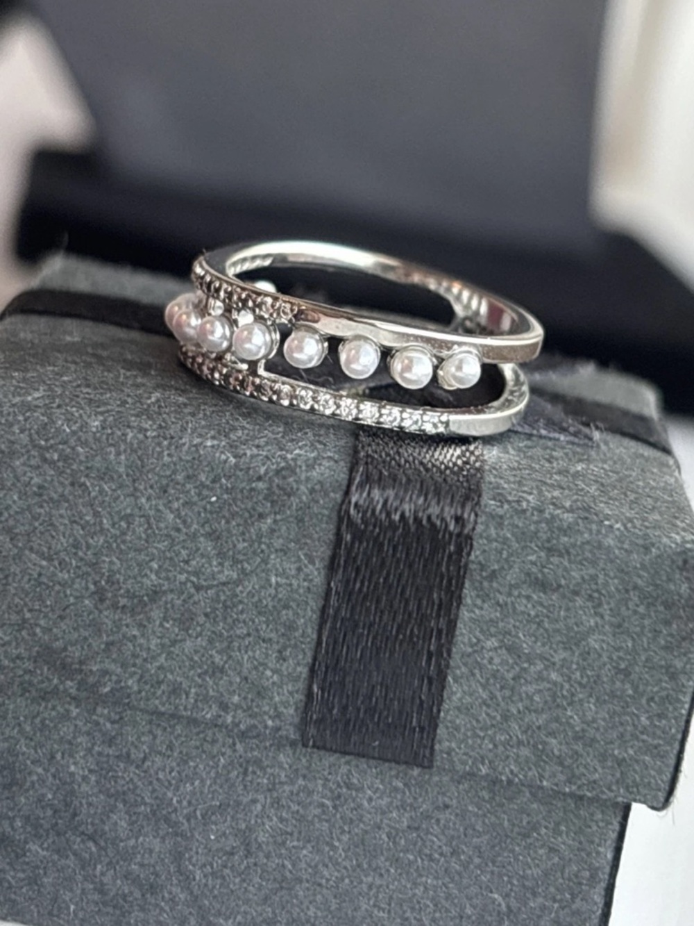 White Gold Plated Floating Pearl Illusion & CZ Double Band Ring Sz 6 Stack Style